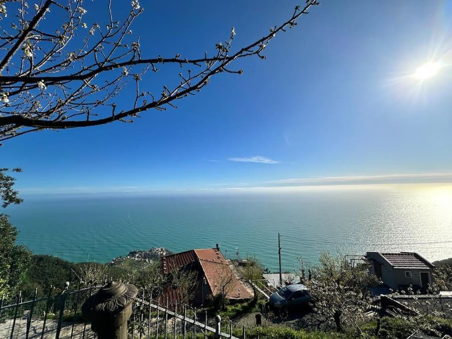 Nature&Sea Chalet Корниглия Екстериор снимка