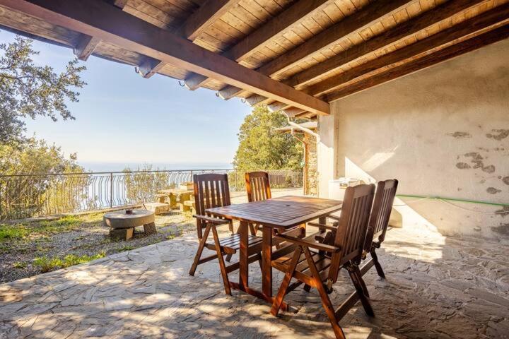 Nature&Sea Chalet Корниглия Екстериор снимка